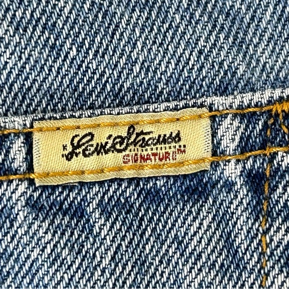 Levi Strauss Relaxed Fit Jeans Size 36 X 30 - Picture 7 of 7
